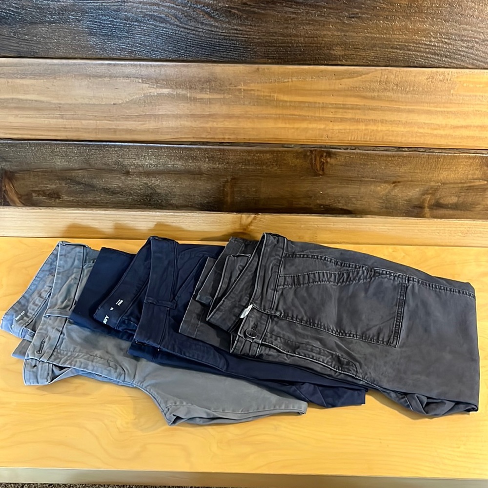 Old Navy pants bundle 3 pairs. All size 12